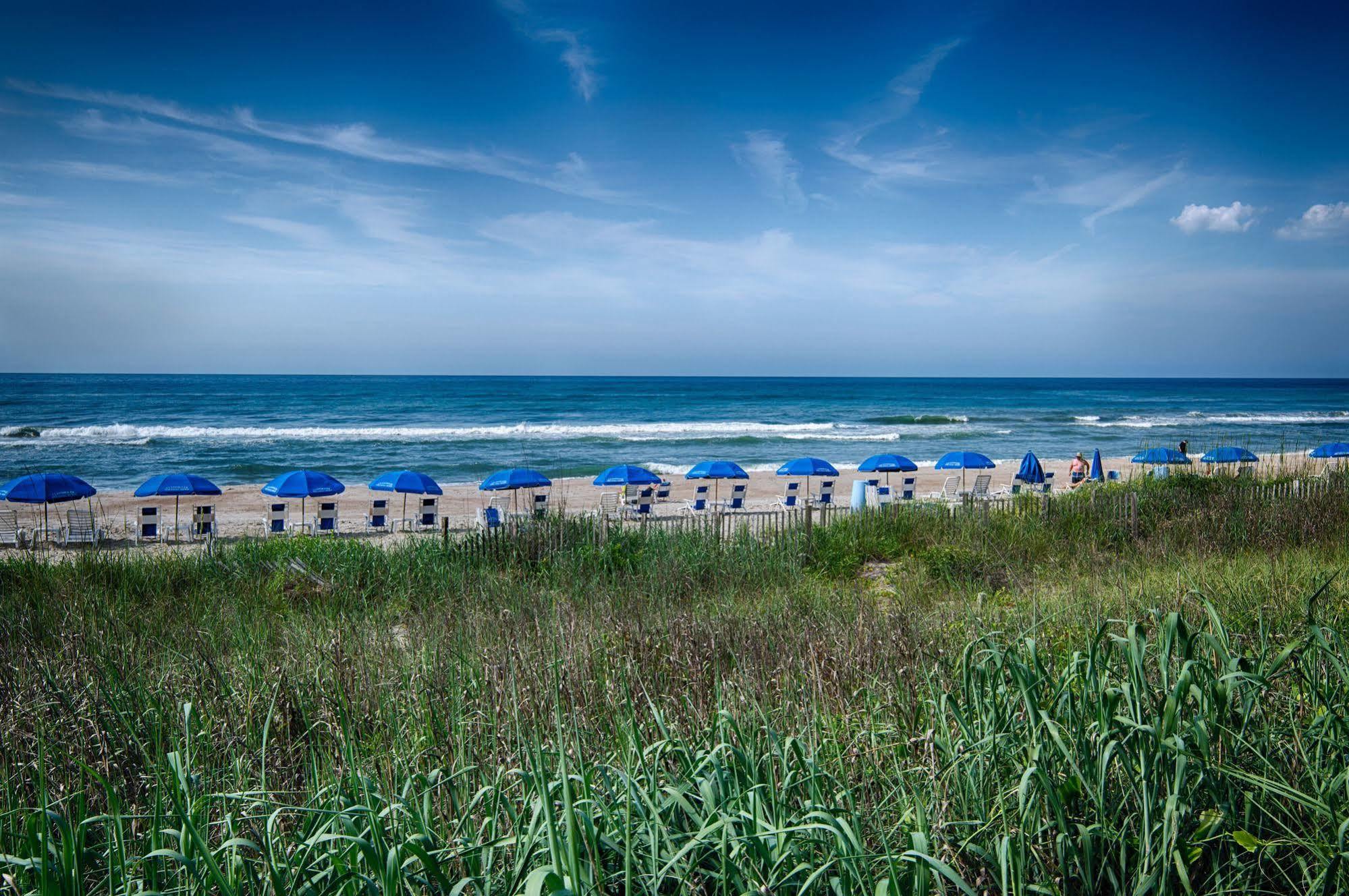 Crystal Coast Oceanfront Hotel Pine Knoll Shores Exterior foto